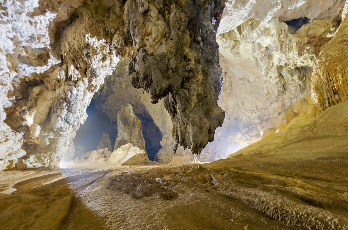 Sơn[-]Đoòng[-]qua[-]ảnh[-]360[-]độ[-]của[-]tạp[-]chí[-]National[-]Geographic